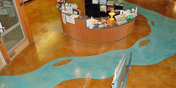 salon stainedwith Orange-Crete brushes